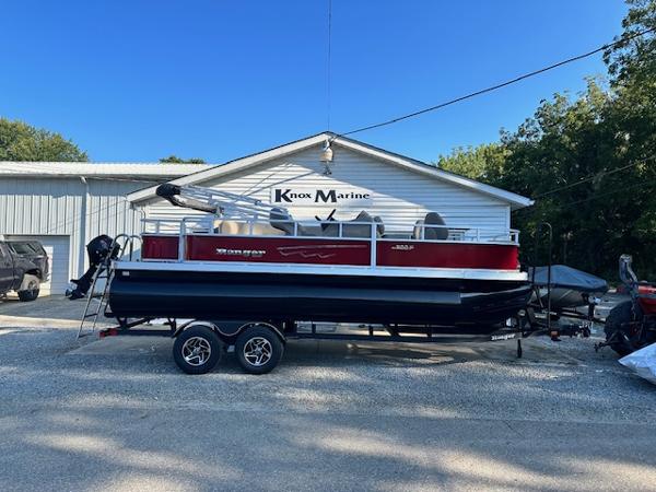 Ranger RP200F 2024 Ranger RP200F pontoon boat at Knox Marine dealership.