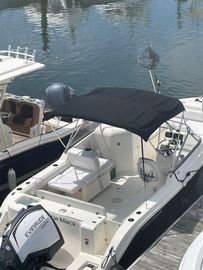 2015 Cobia DC 22