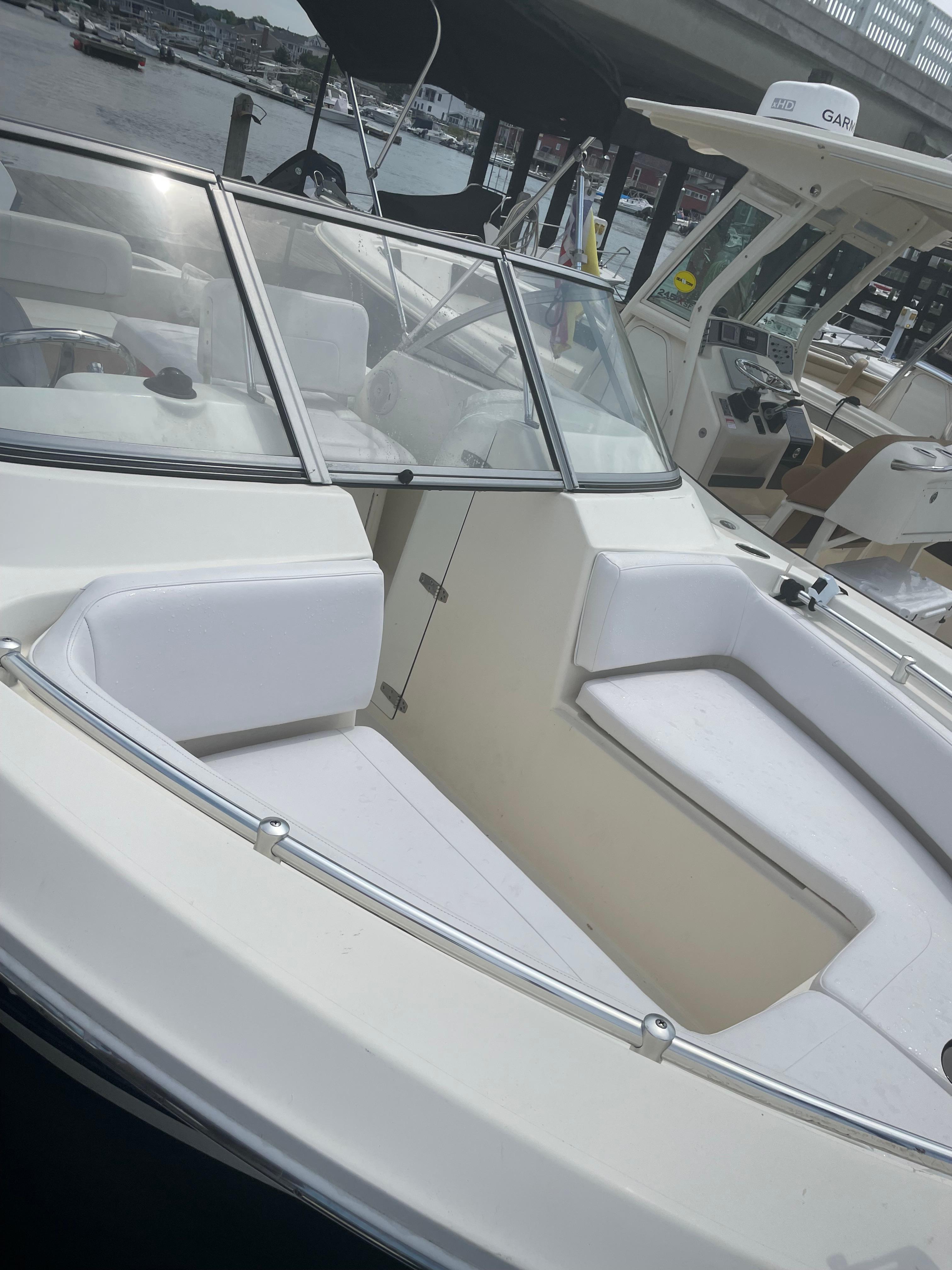 2015 Cobia DC 22