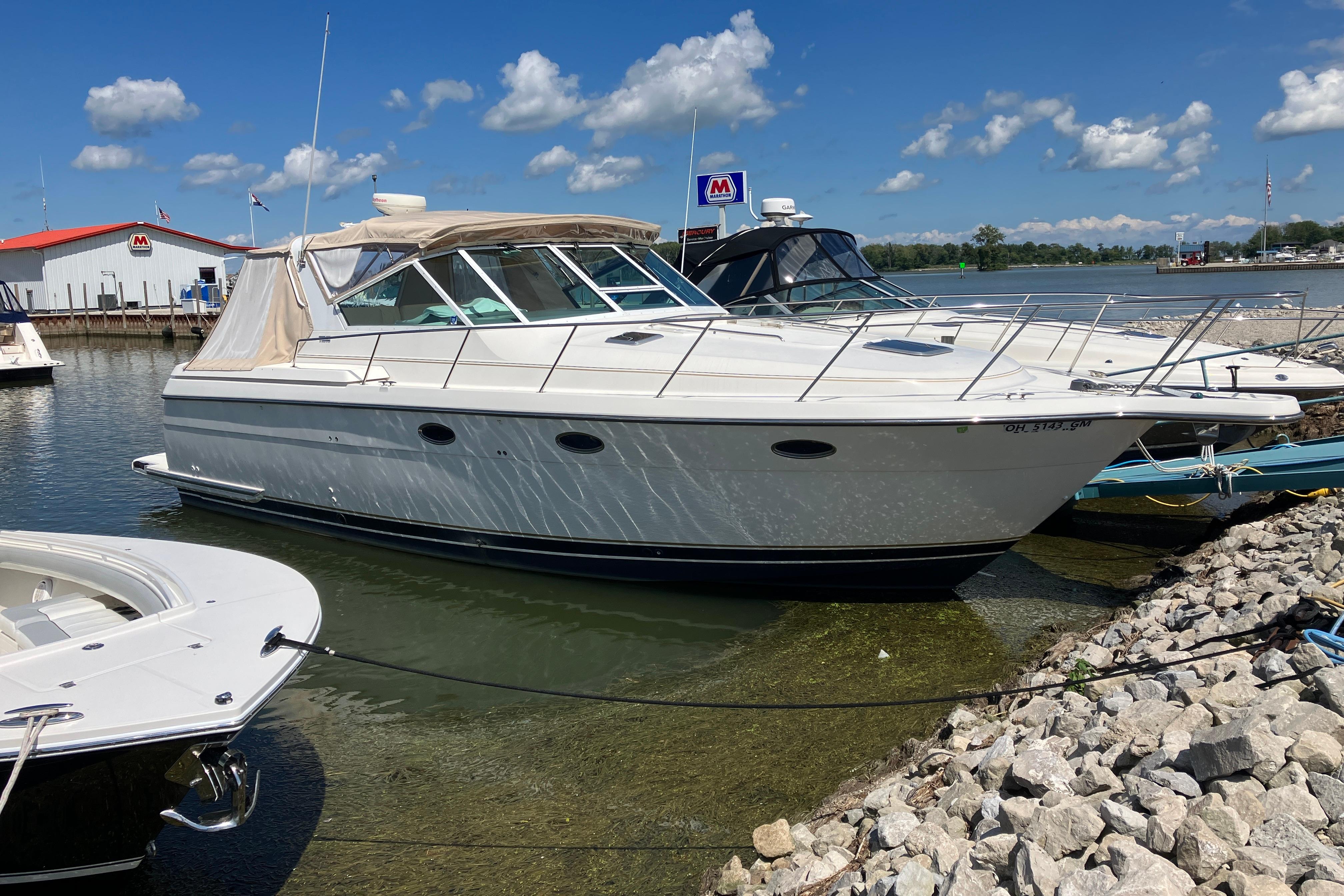 2001 Tiara Yachts 3500 Express