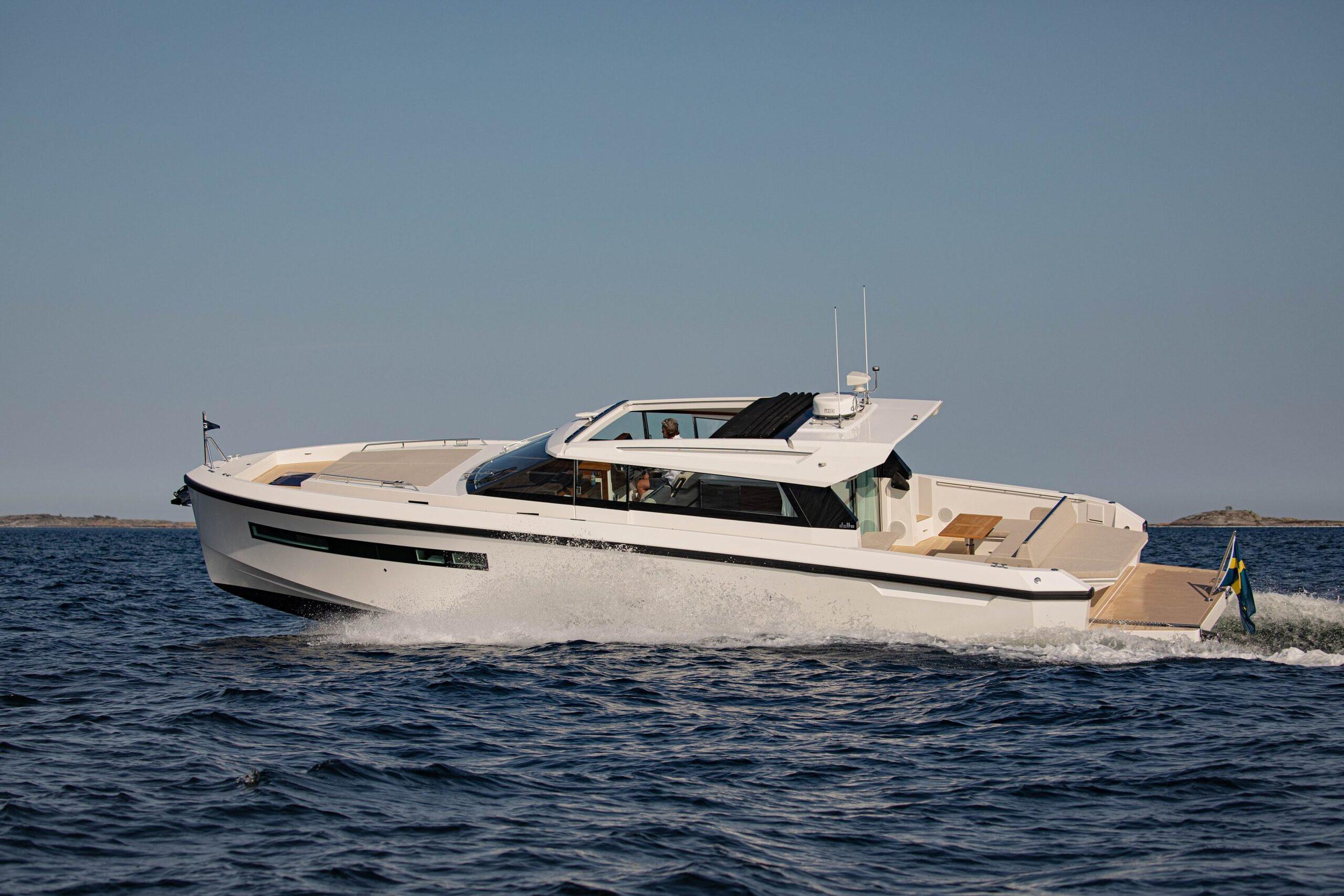 Delta Powerboats 48 Coupe