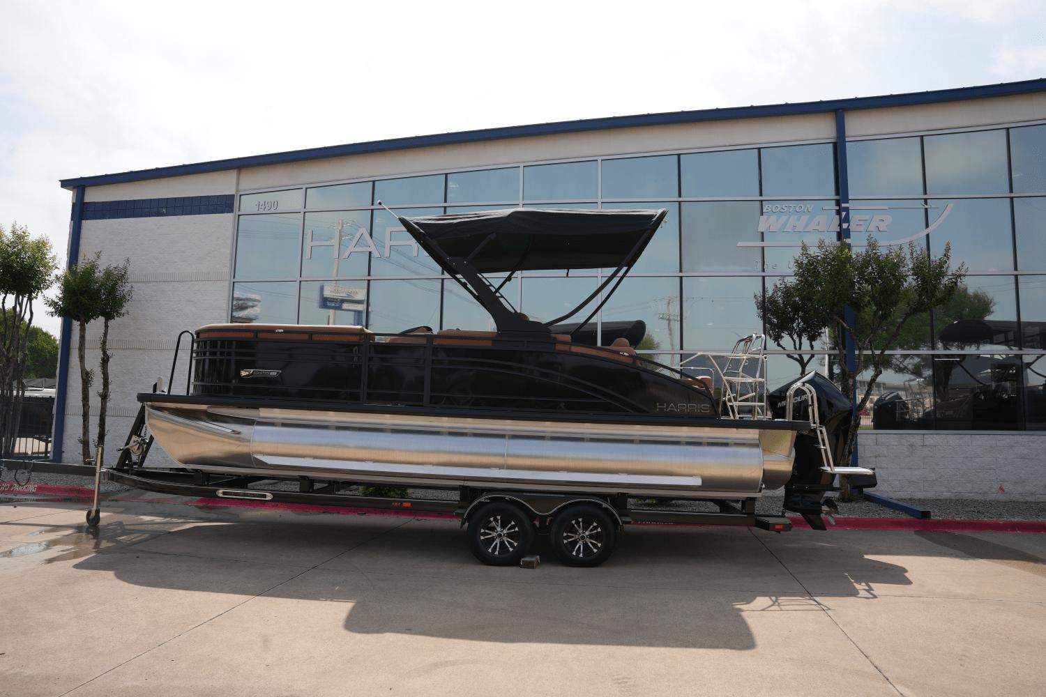 2025 Harris 230 Solstice
