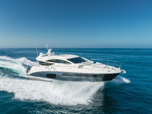 2016 Sea Ray L590