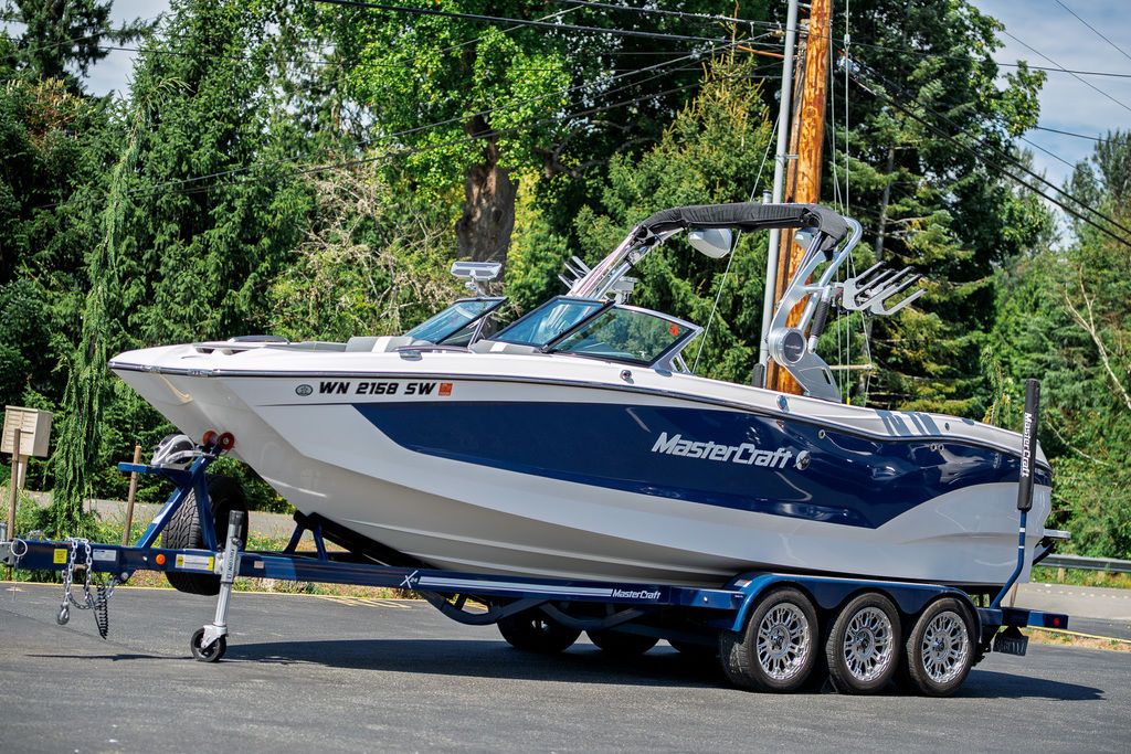 2020 MasterCraft X24