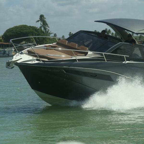 2025 NX Boats nx360 Sports Coupe