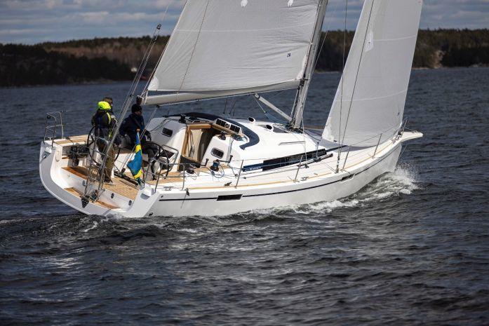 Arcona 385