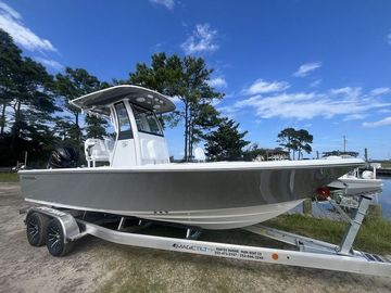 2026 Sportsman Masters 227 Bay Boat