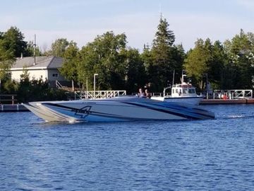 2004 MTI 44 Pleasure Cat
