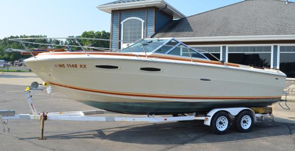 1981 Sea Ray V240