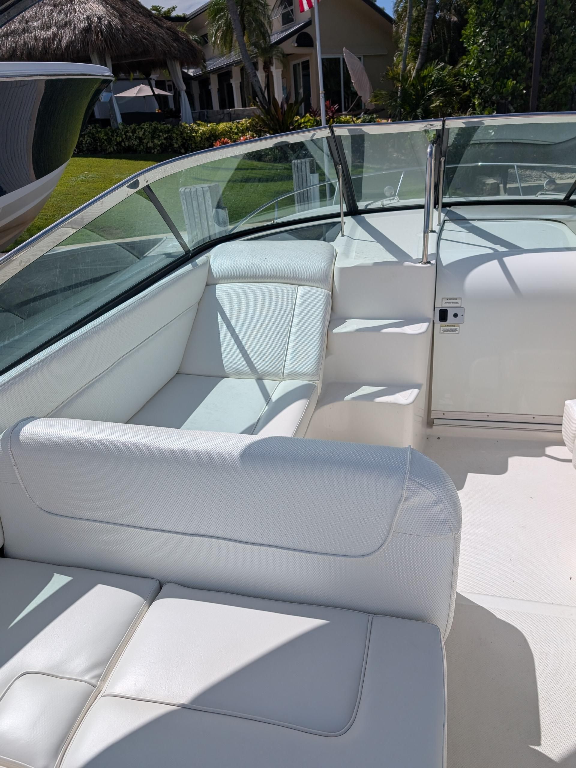 2014 Sea Ray 370 Venture