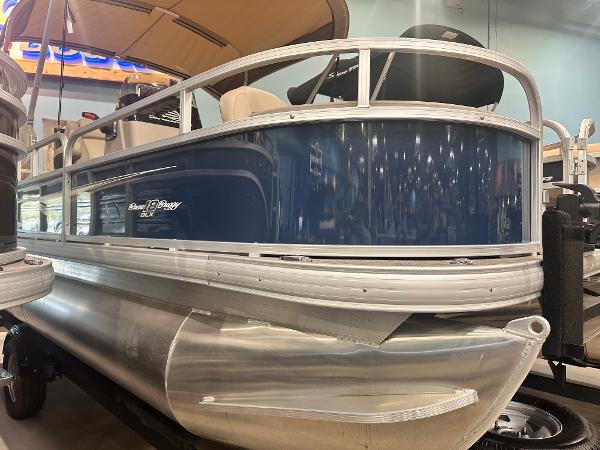 2025 Sun Tracker Bass Buggy 18 DLX