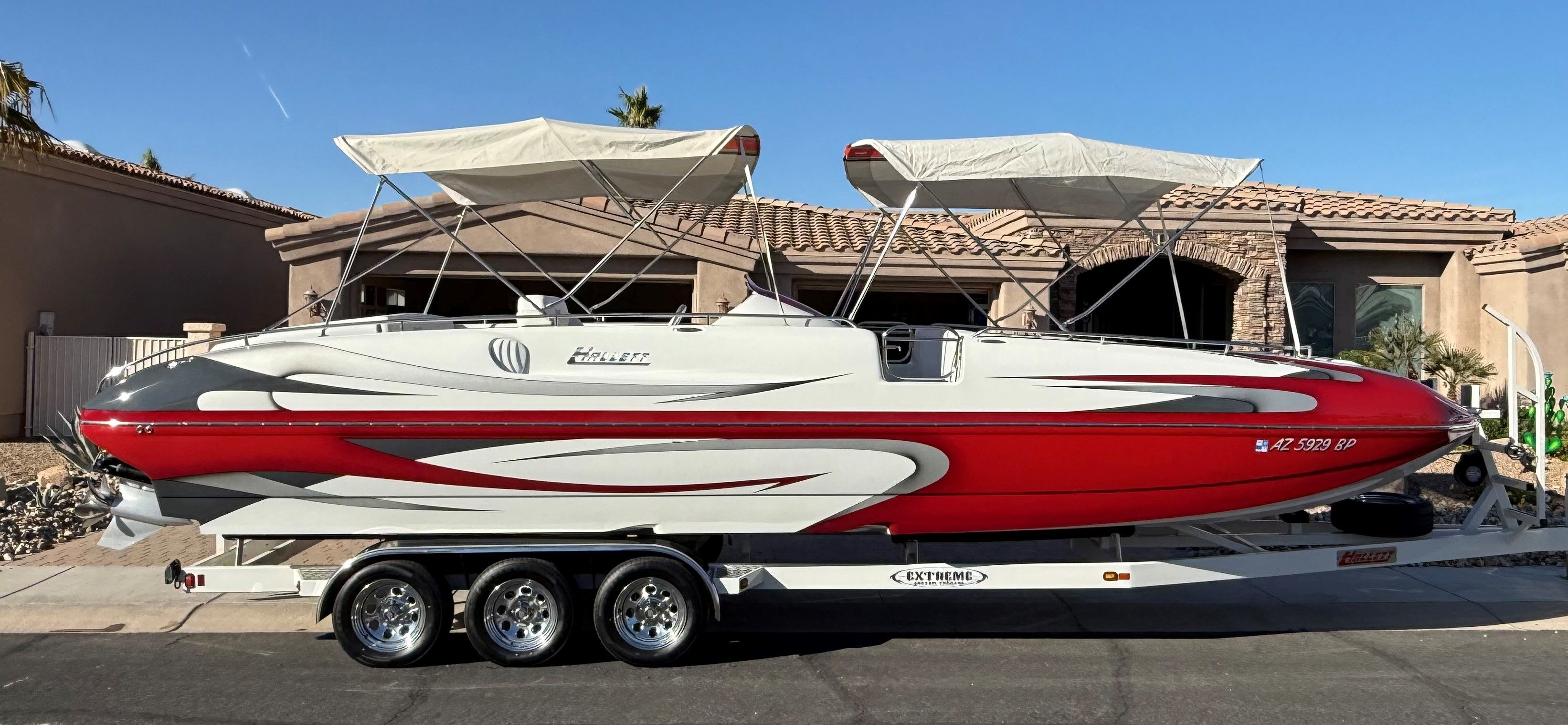 2010 Hallett 285 Party Cruiser