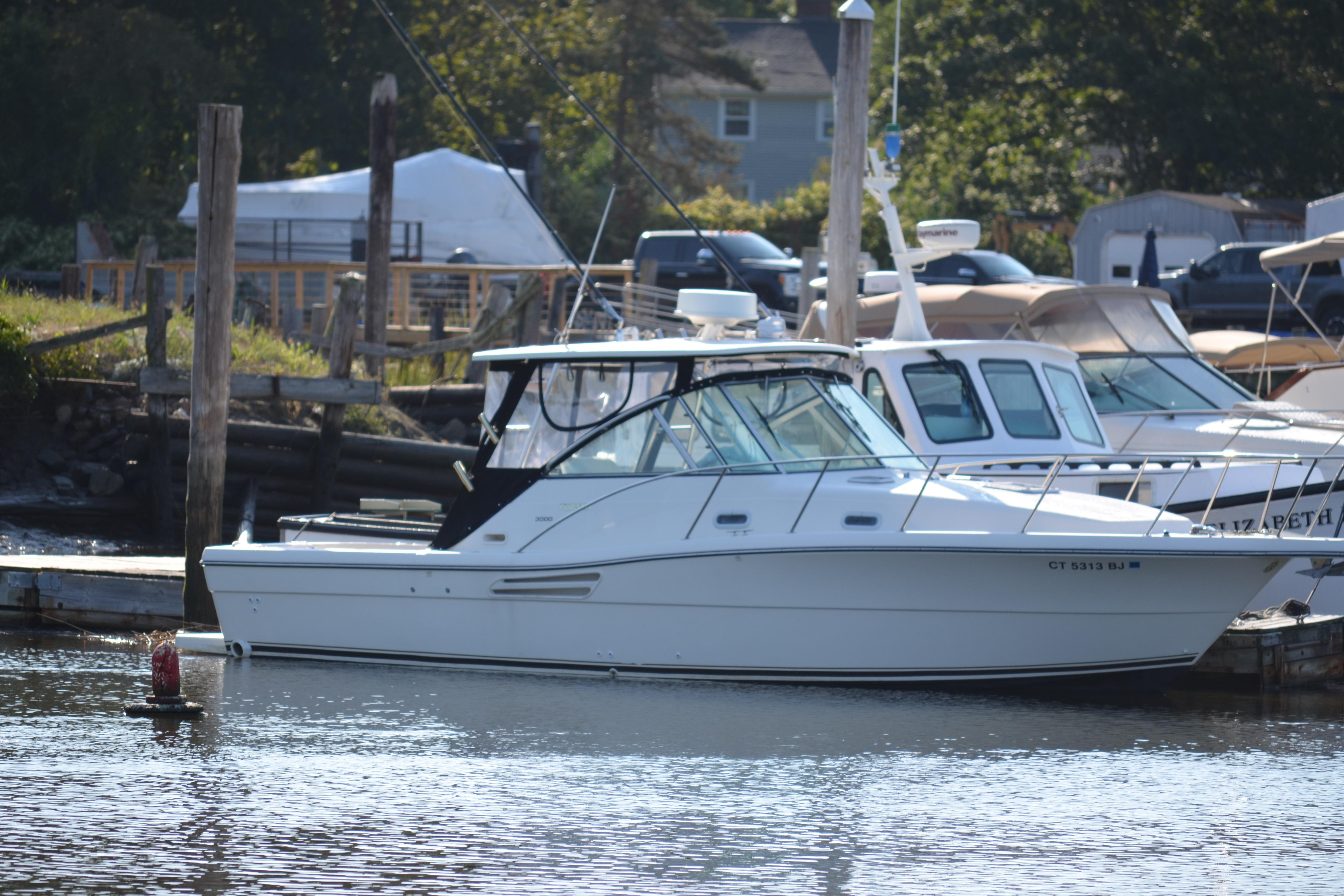 2003 Pursuit 3000 Express