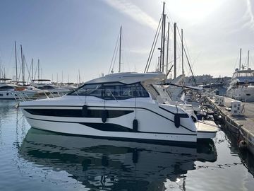 2022 Bavaria SR36