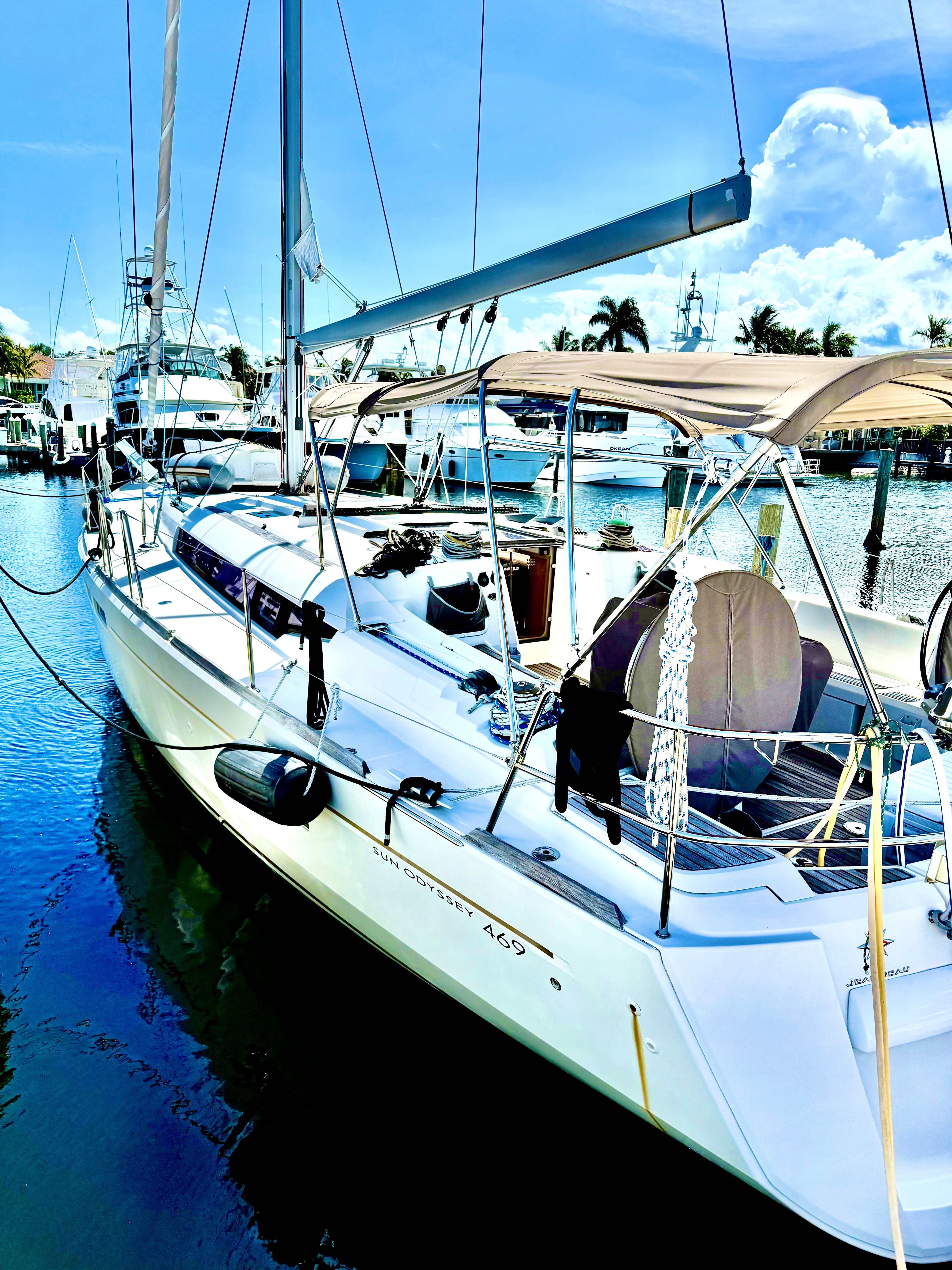 2016 Jeanneau J469