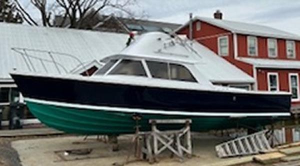 1969 Bertram 31 Flybridge Cruiser