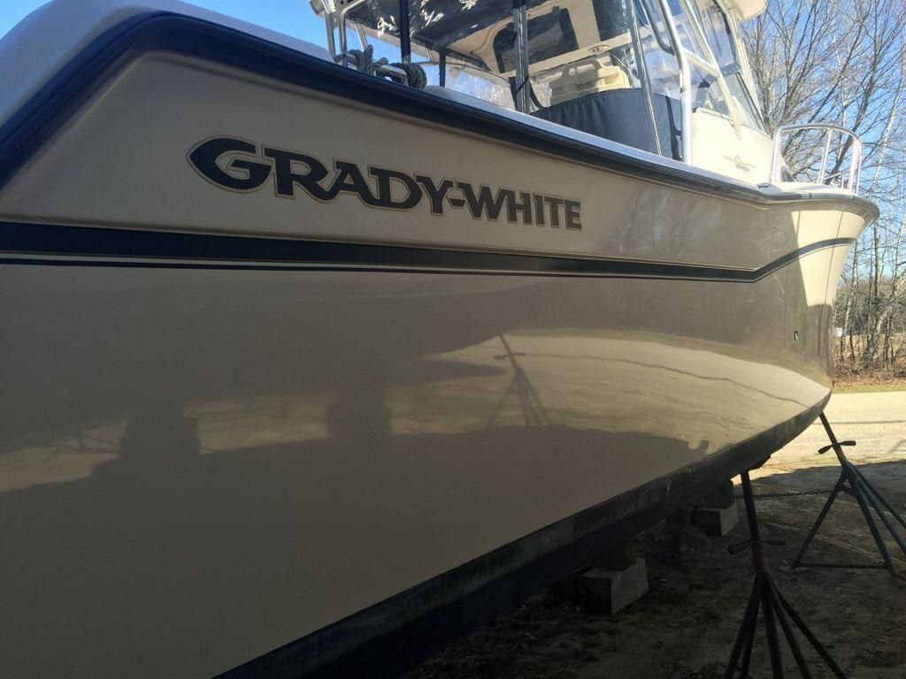 2000 Grady-White Marlin 300