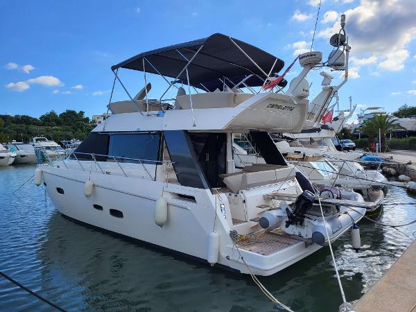 2010 Sealine F46