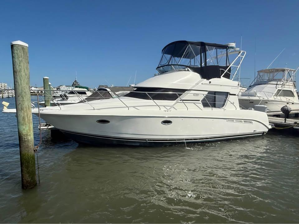2001 Silverton 351 Sedan Cruiser
