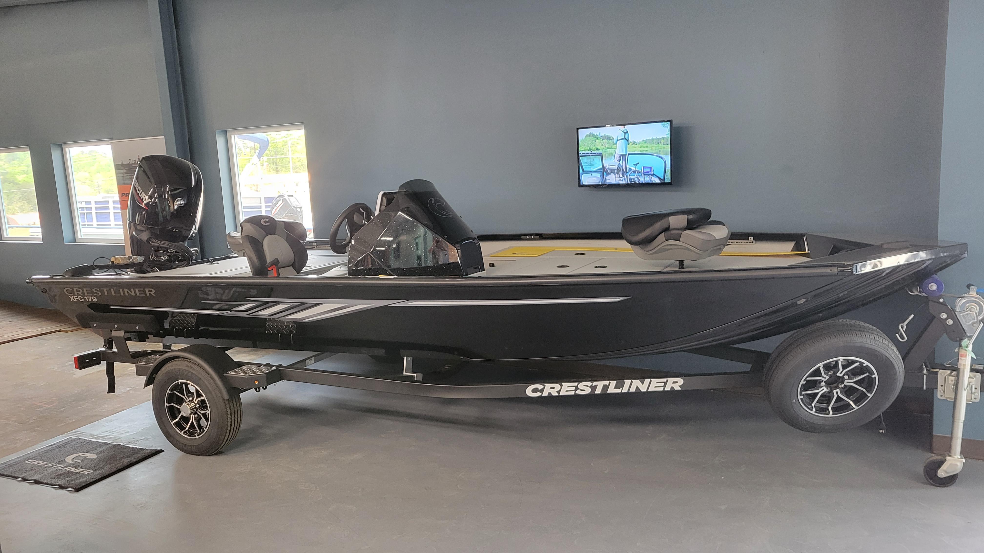 Crestliner XFC 179 Crappie