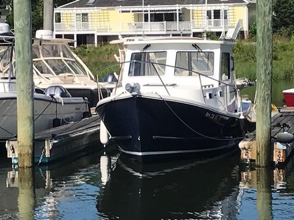2014 Eastern 248 Islander