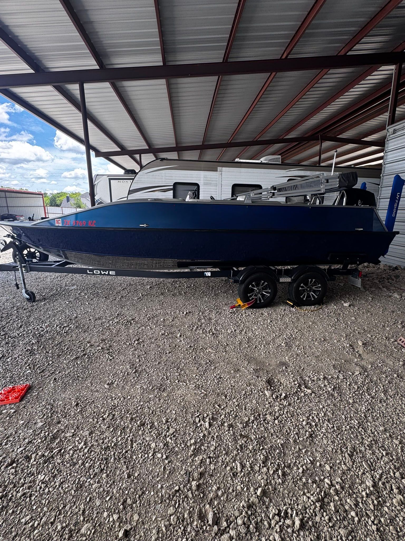 2022 Lowe Deck SD224