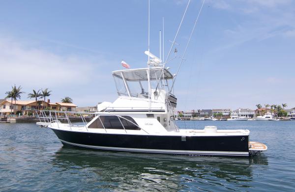 1982 Blackfin 32 Flybridge