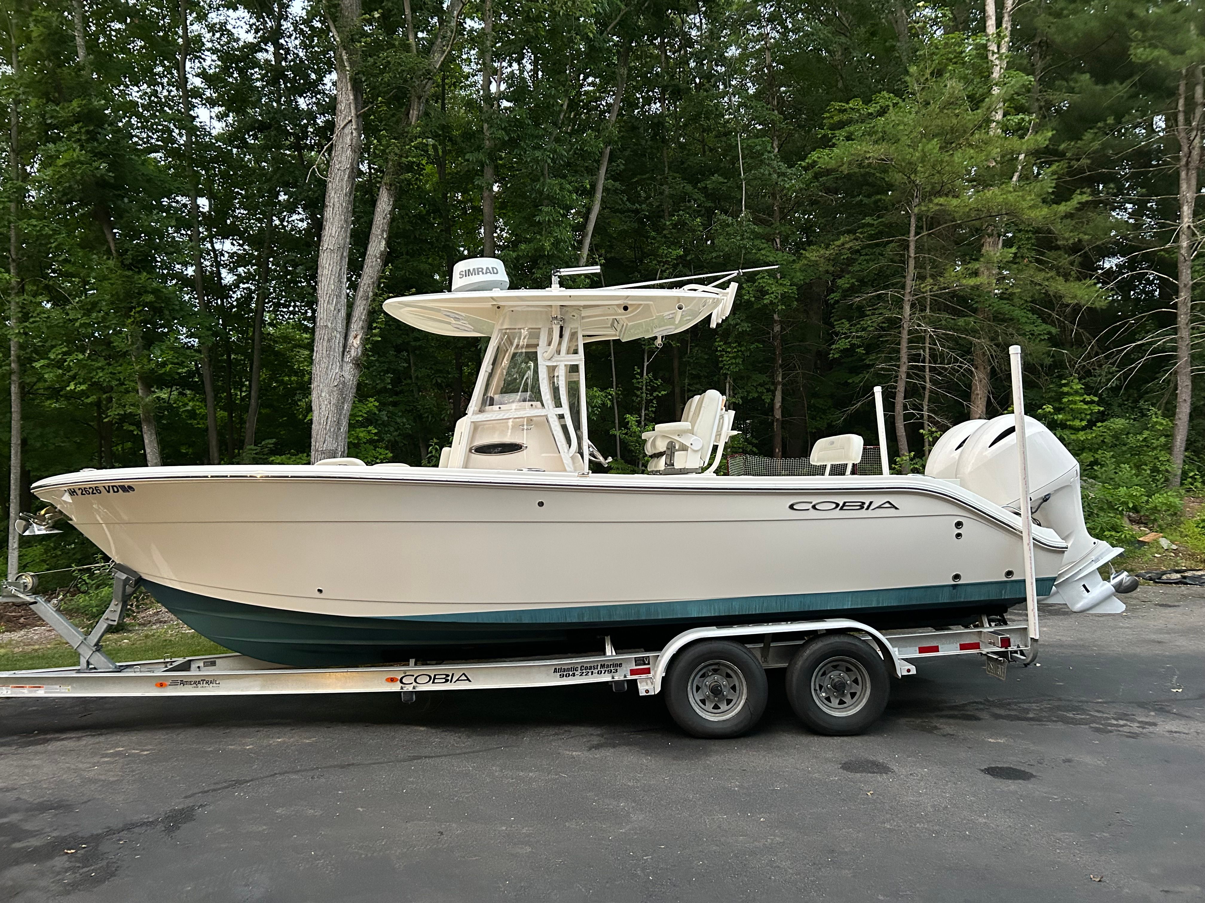 2016 Cobia 261 CC