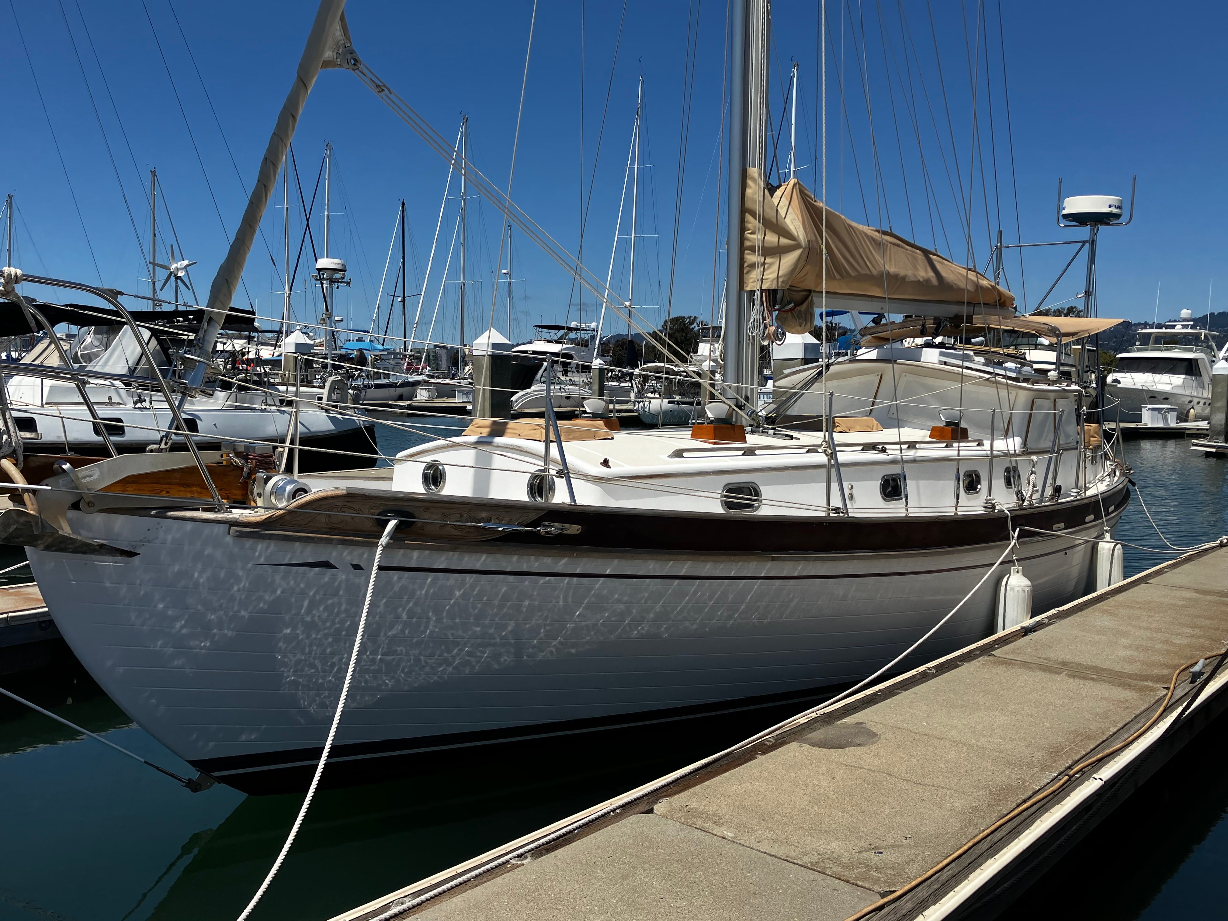 1988 Tayana 37 Pilothouse