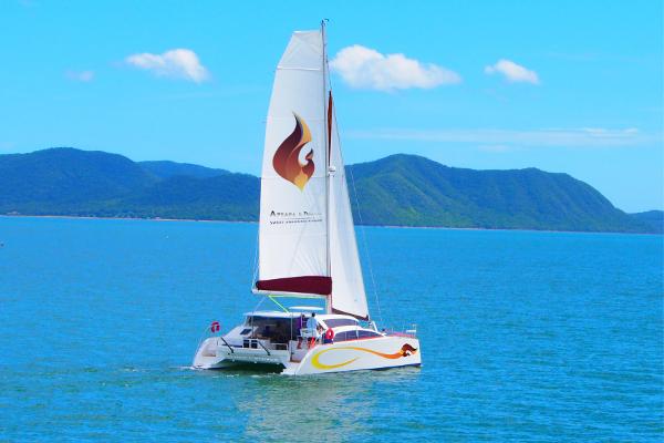 2015 Island Spirit 380E