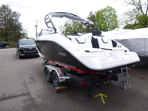 2025 Yamaha Boats 222SD