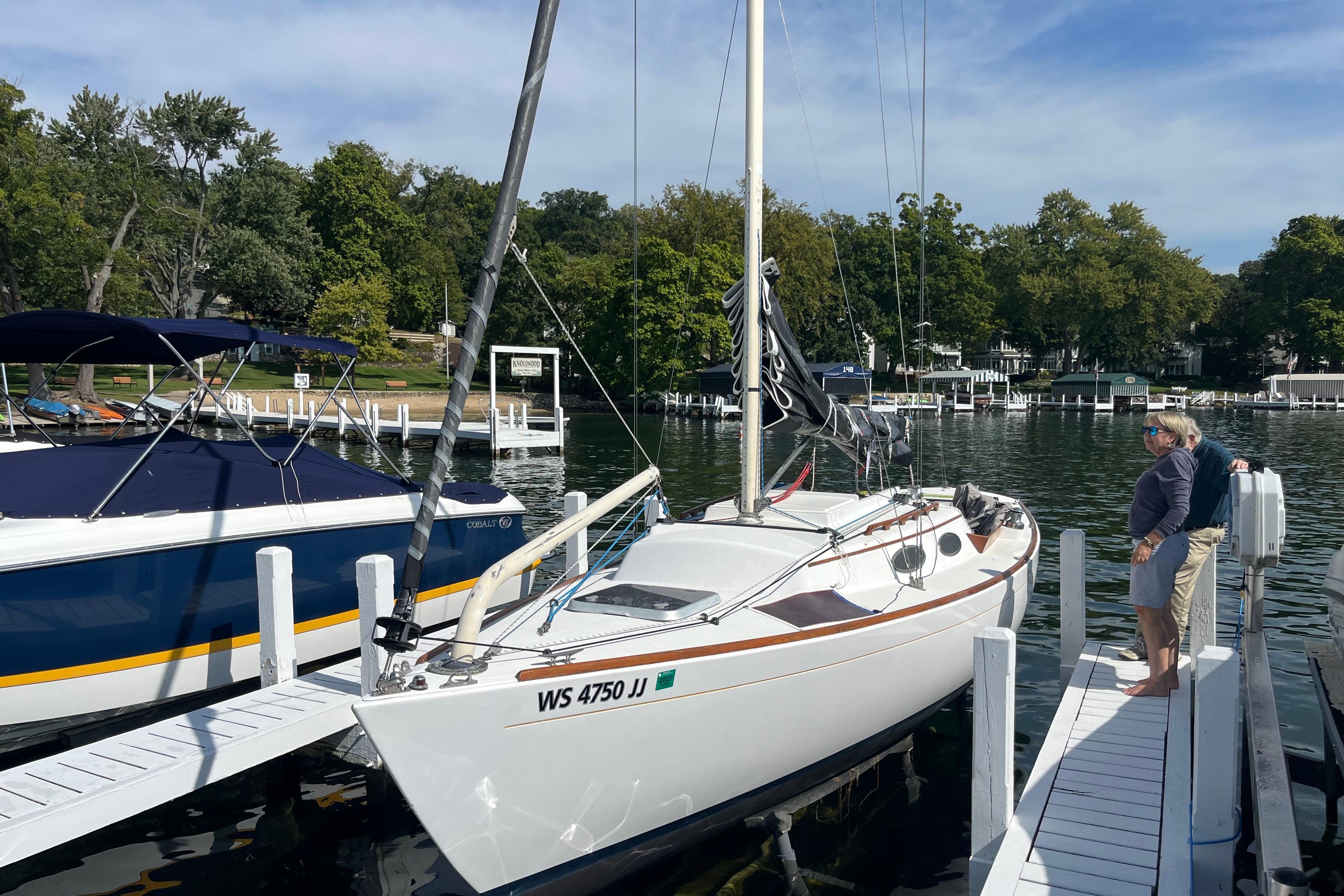 2001 Alerion Sloop