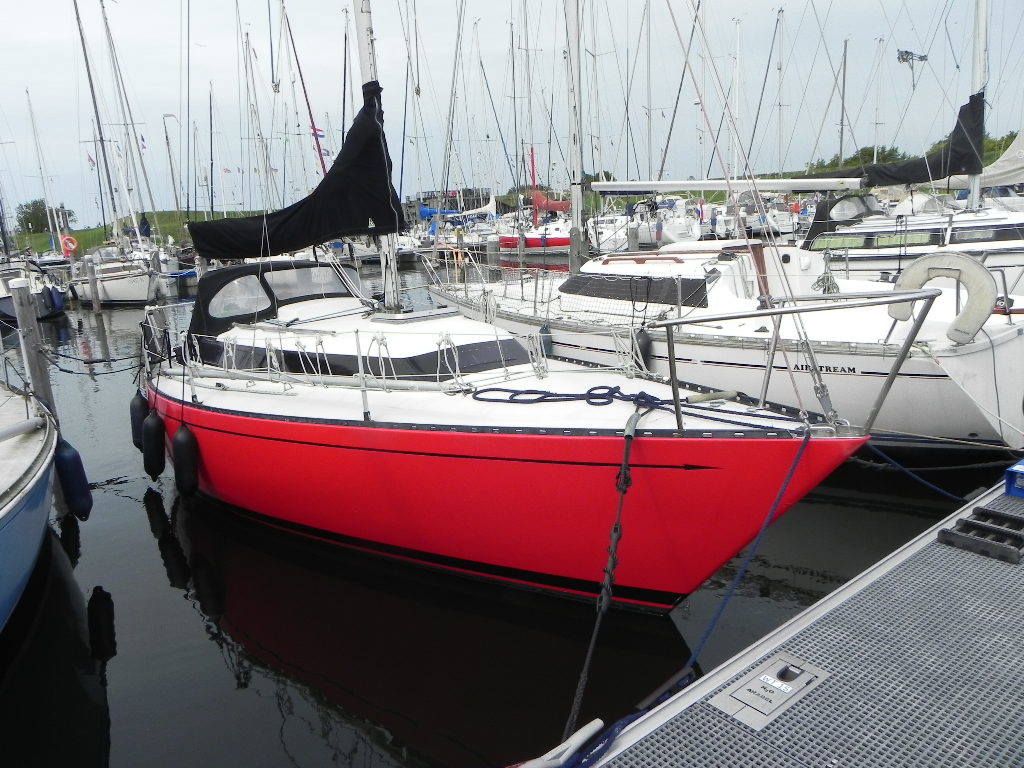 1980 Standfast Loper 27