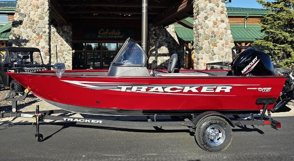 2025 Tracker Pro Guide V-16 WT