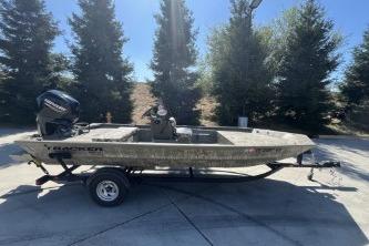 2019 Tracker Grizzly 1860 CC