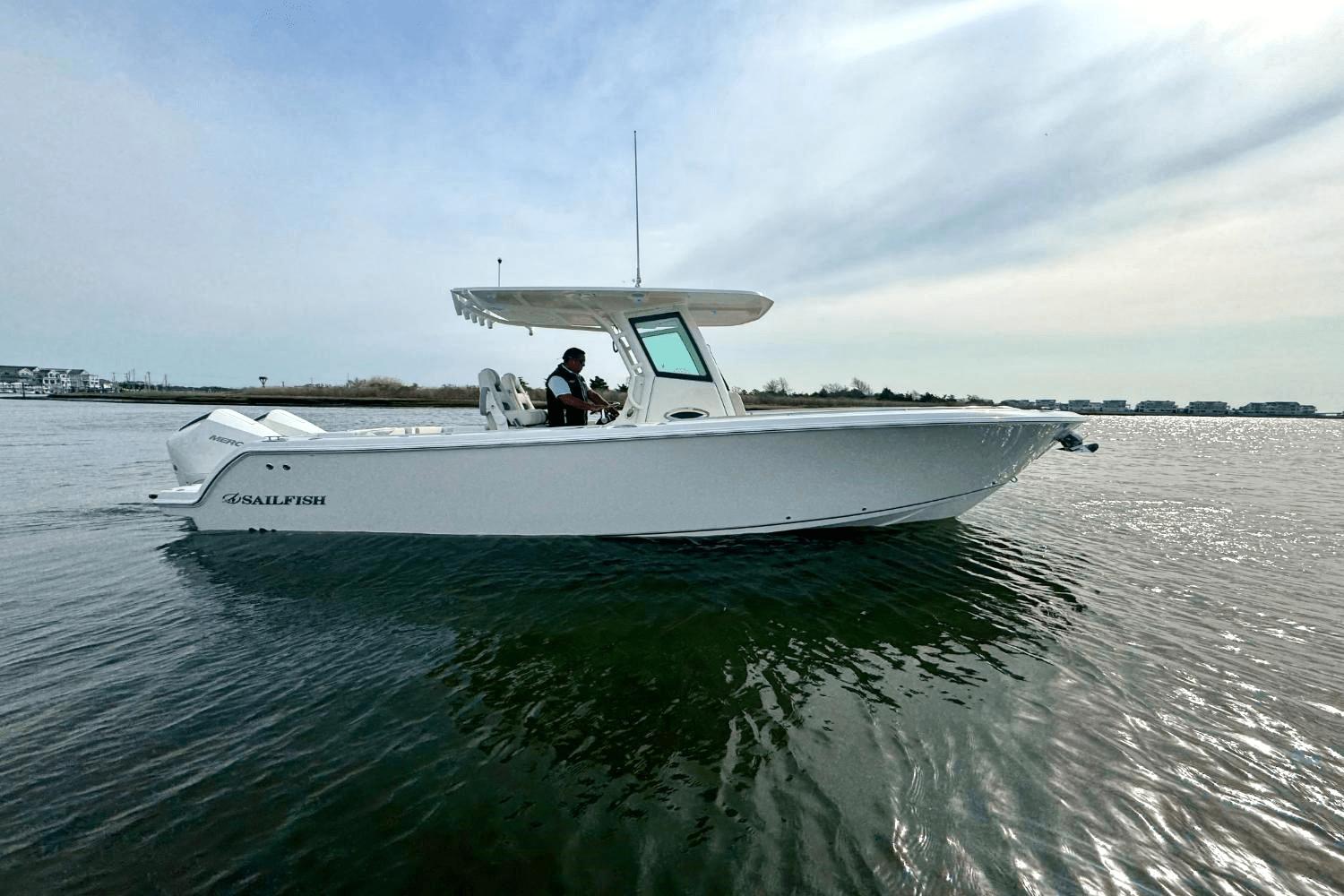 2025 Sailfish 272CC SE