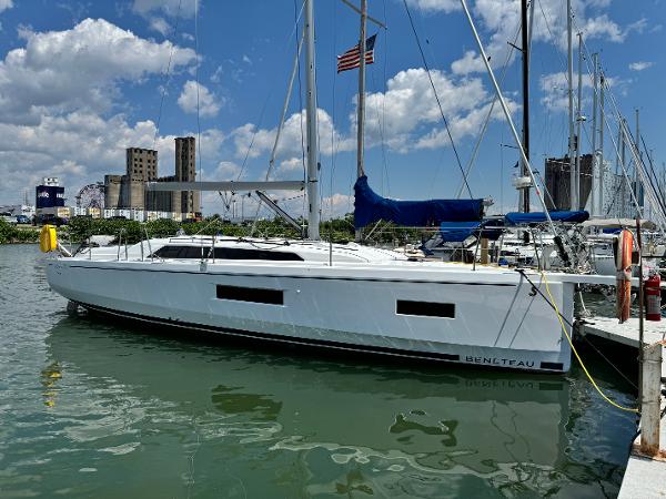 2026 Beneteau Oceanis 37.1