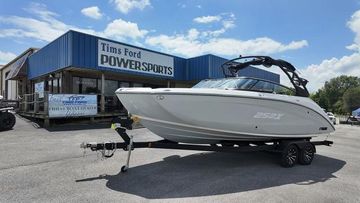 2024 Yamaha Boats 252XE