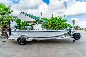 2025 Majek 18 M2