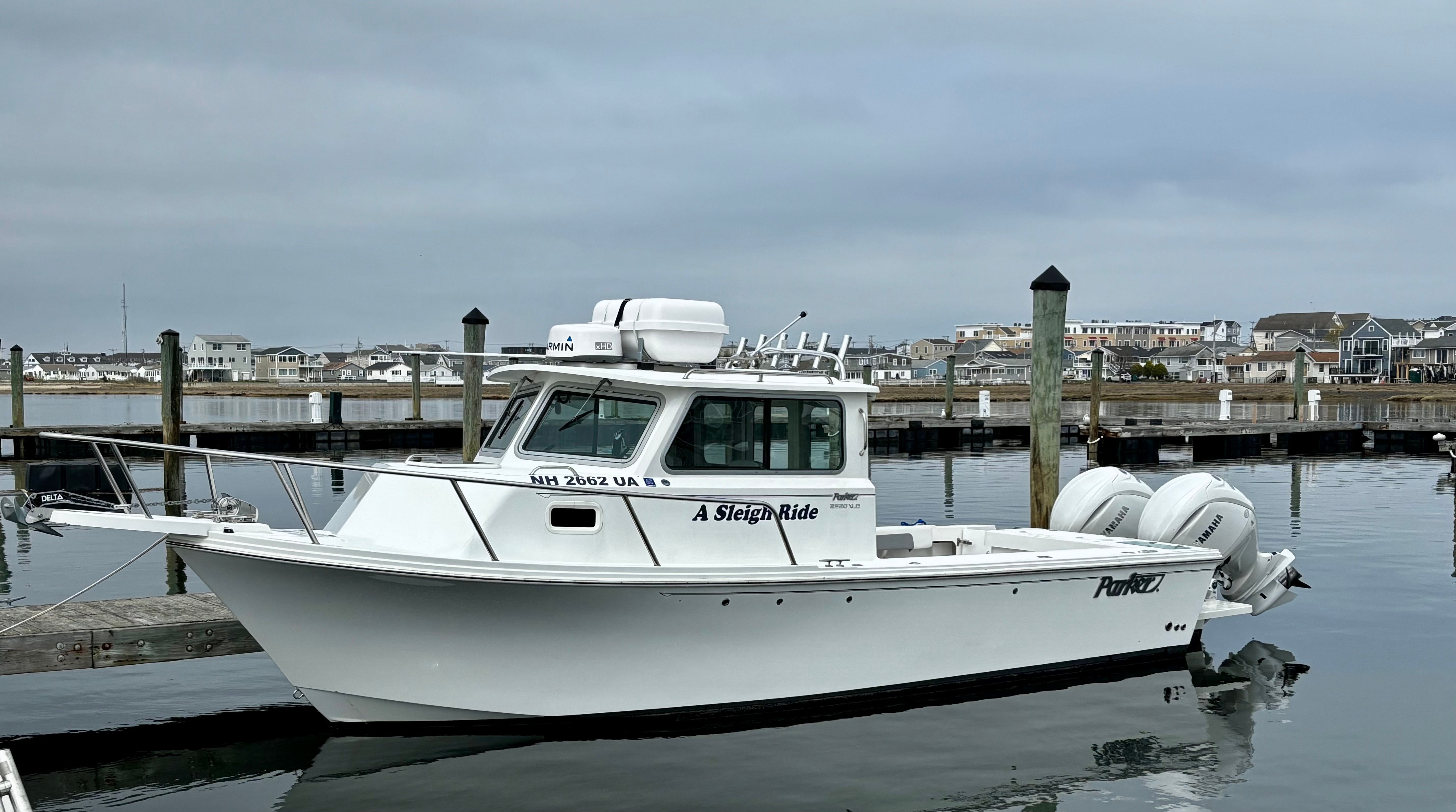 2024 Parker 2520 XLD Sport Cabin
