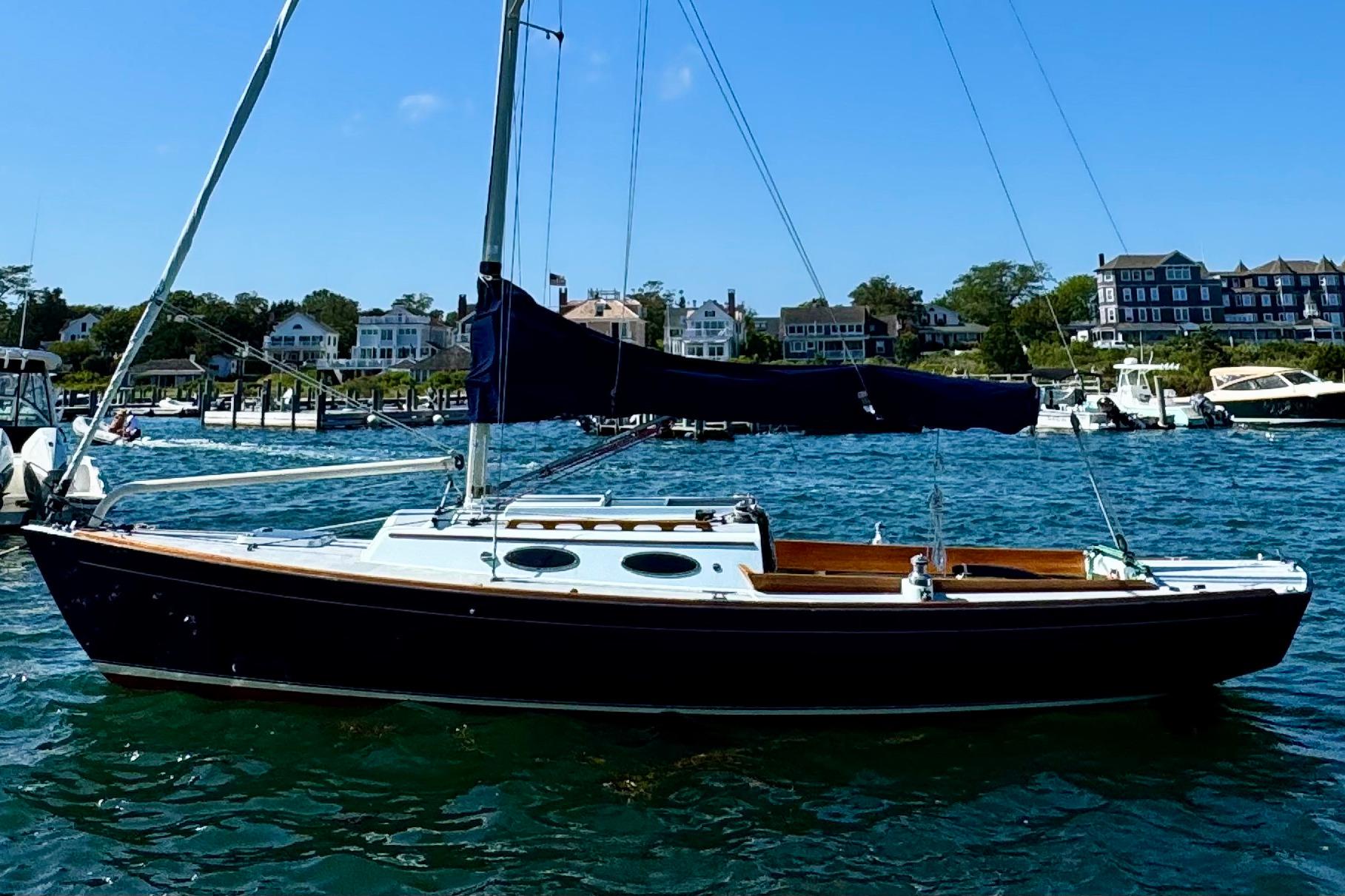 2000 Alerion Express 28