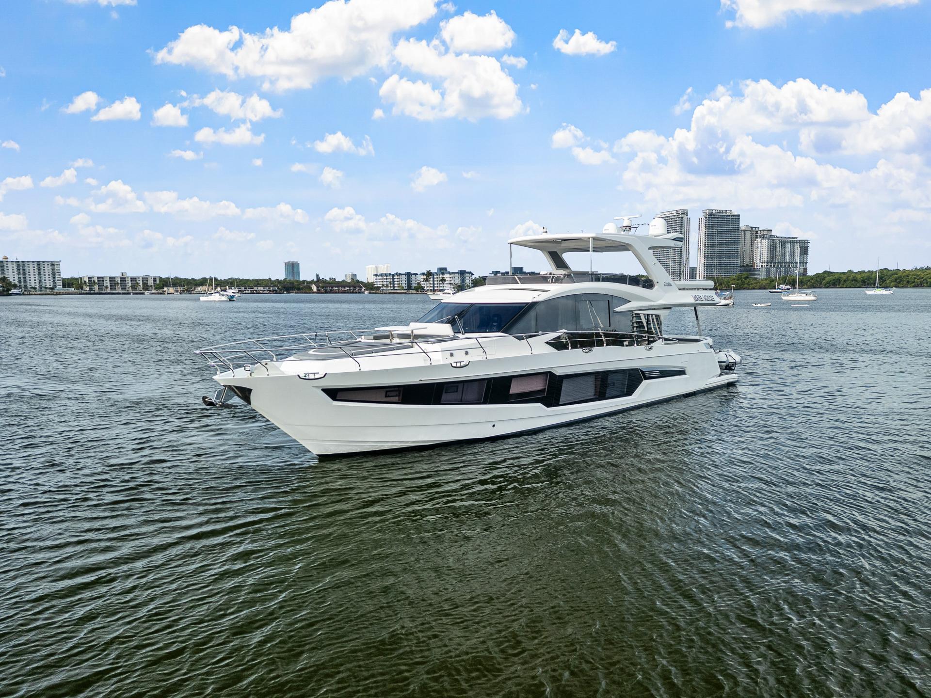 2021 Galeon 680 Fly