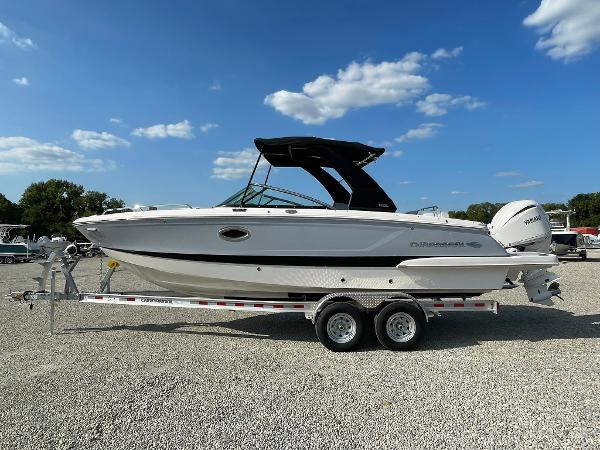 Chaparral 270 OSX