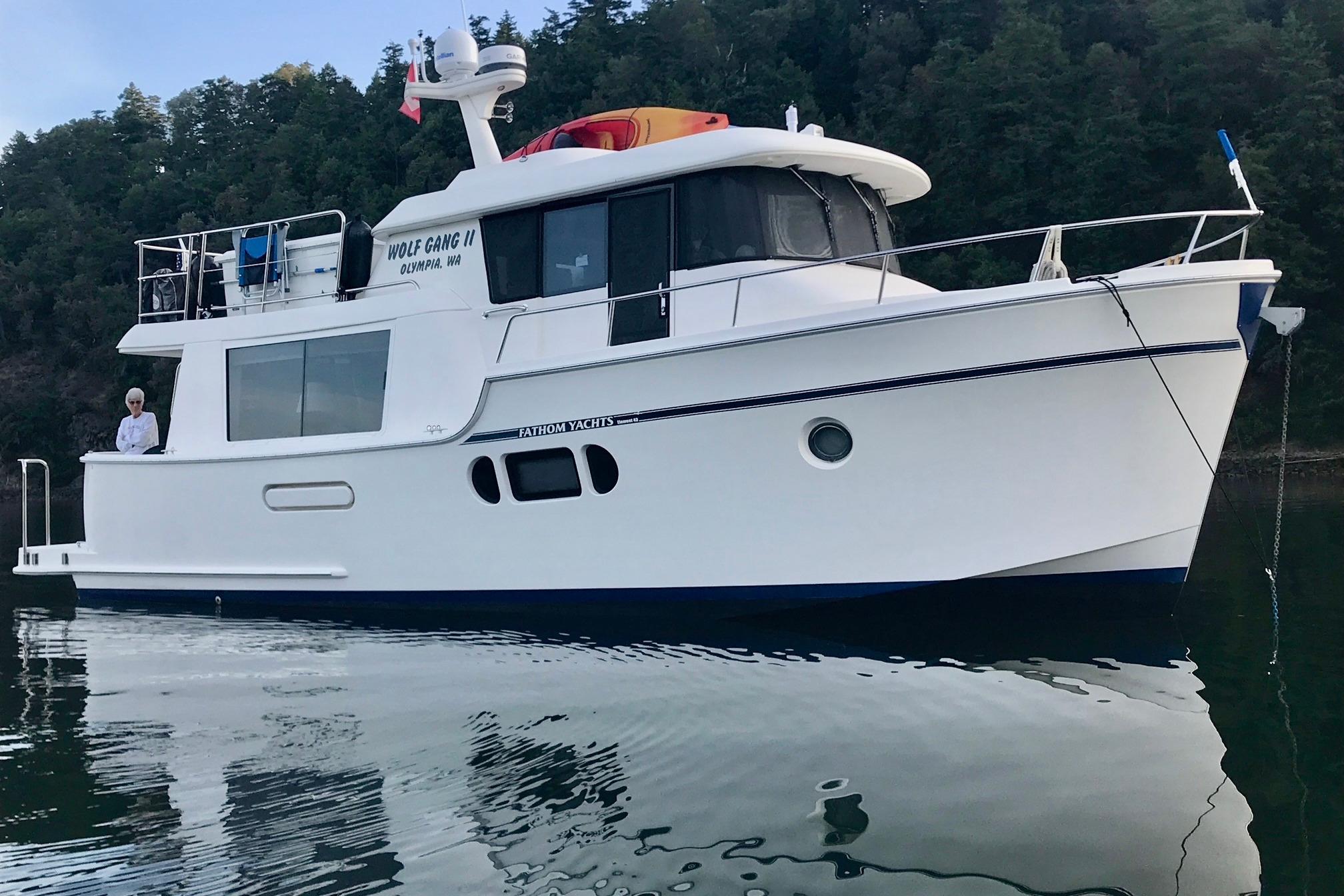 2011 Fathom Yachts Element 43