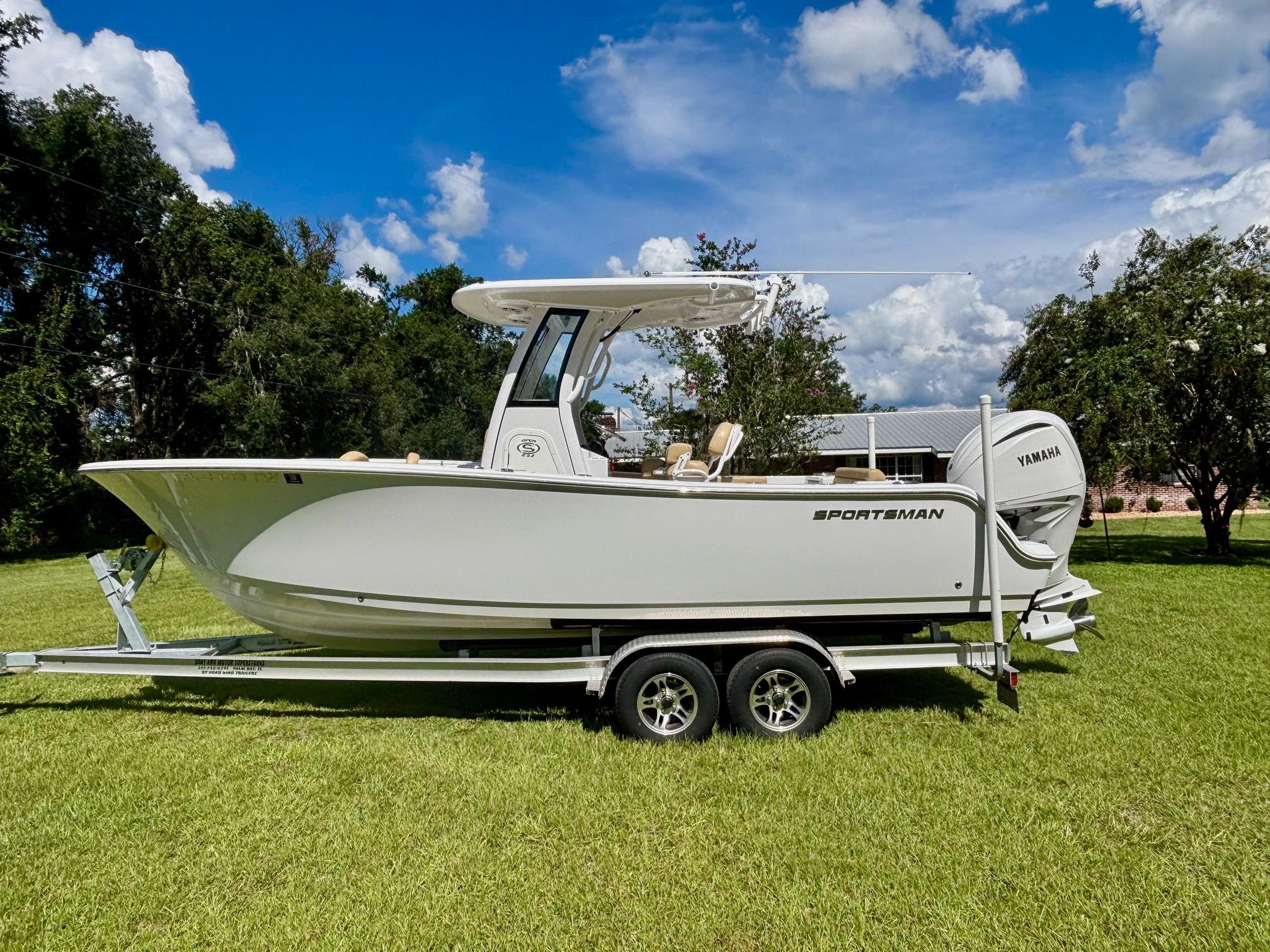 2024 Sportsman Open 232 Center Console