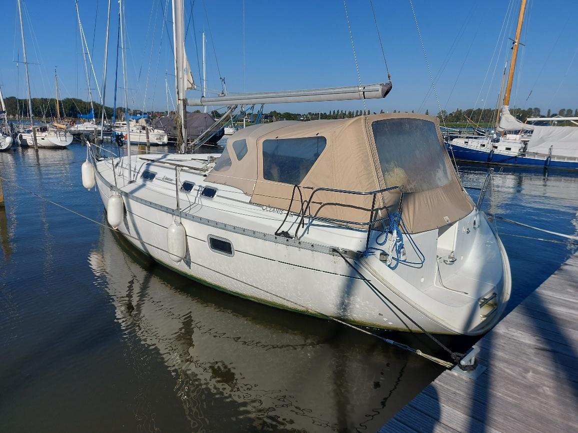 1996 Beneteau 351 Oceanis Clipper