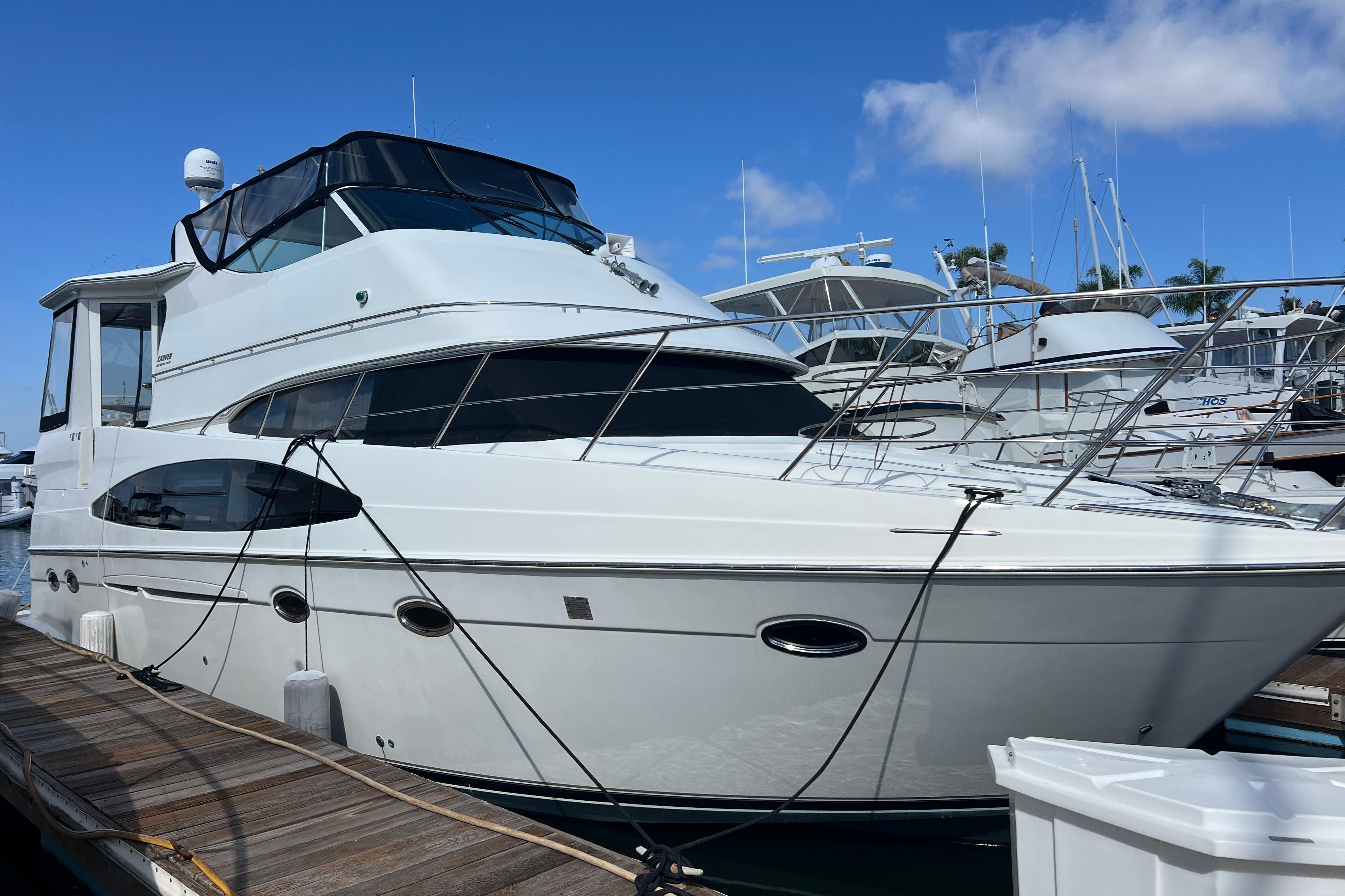 2004 Carver 466 Aft Cabin Motoryacht