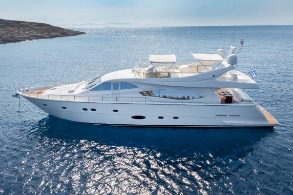 2003 Ferretti Yachts 760