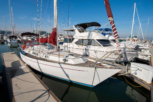 1985 Passport 40