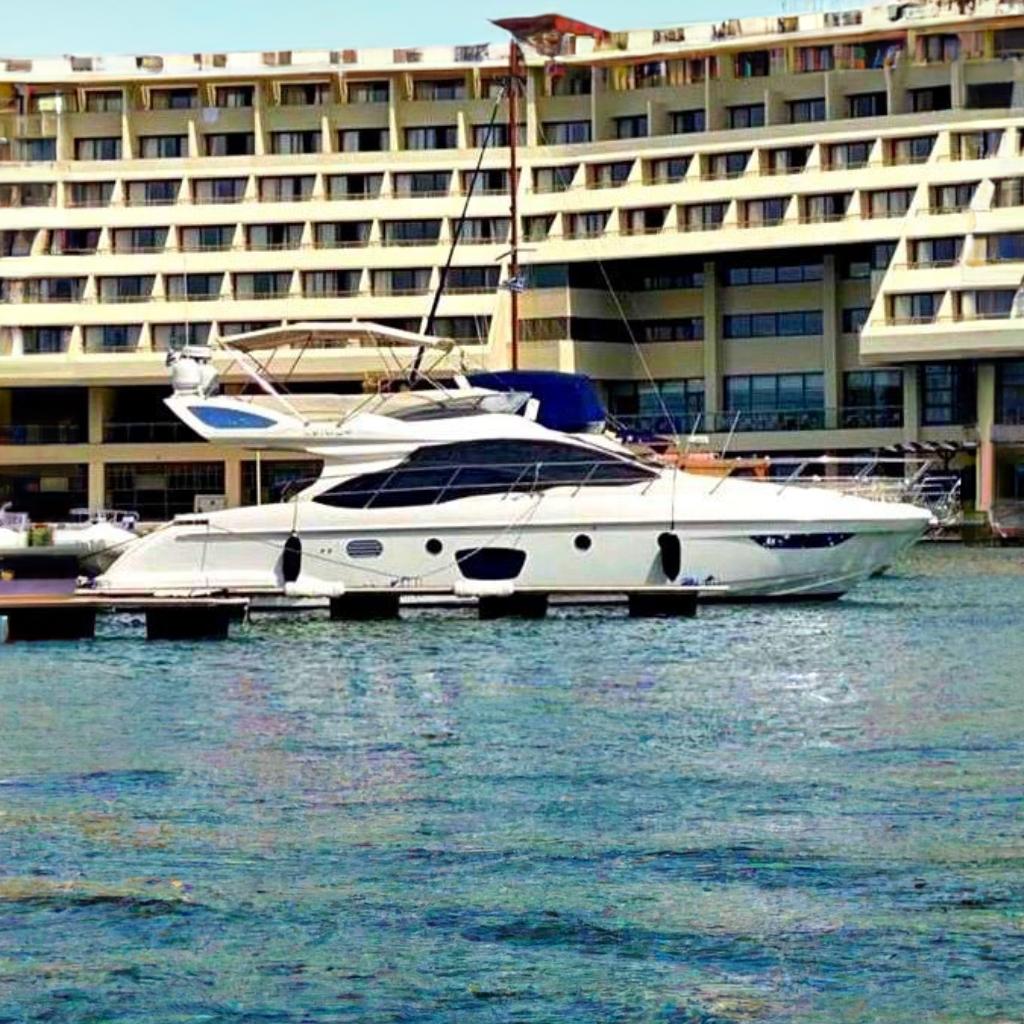 2009 Azimut 47